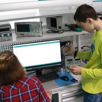 Предпрофильный "инженерный" 7а класс: занятия в Академии цифровых технологий